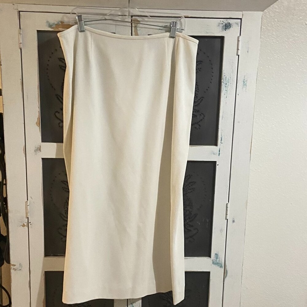 Kasper Classics White Formal Pencil Skirt